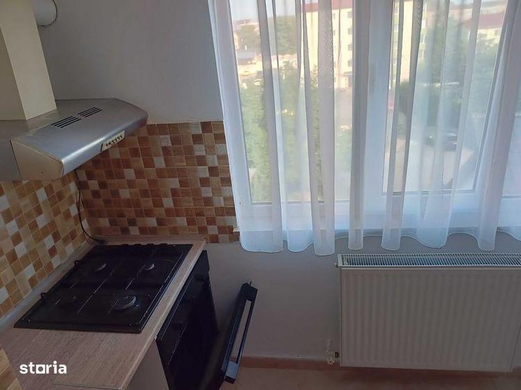 Apartament cu 2 camere decomandat, mobilat în Burdujeni