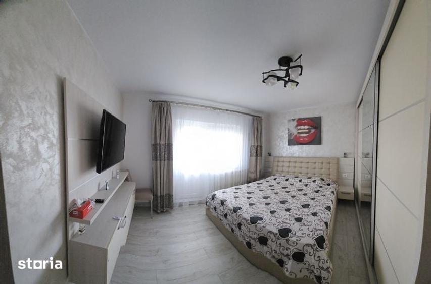 Inchiriez apartament 3 camere - 1