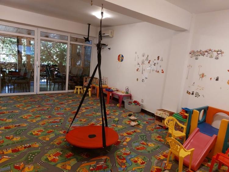 Casă individuală cu 5 camere cu Teren 450 Mp în Nord