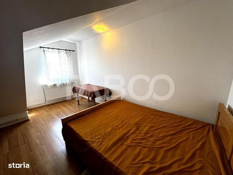 Apartament cu 4 camere decomandat în Vasile Aaron