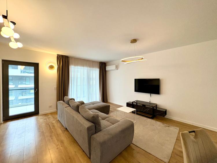 Apartament cu 2 camere semidecomandat în Barbu Văcărescu
