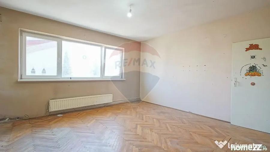 Apartament cu 2 camere decomandat în 13 Decembrie