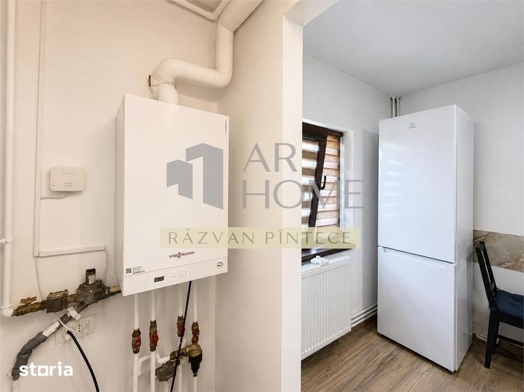 Apartament cu 3 camere decomandat în Democrației