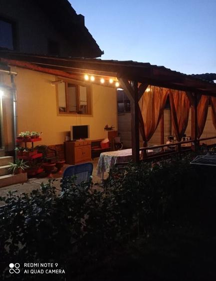 Casă cu 4 camere în Central