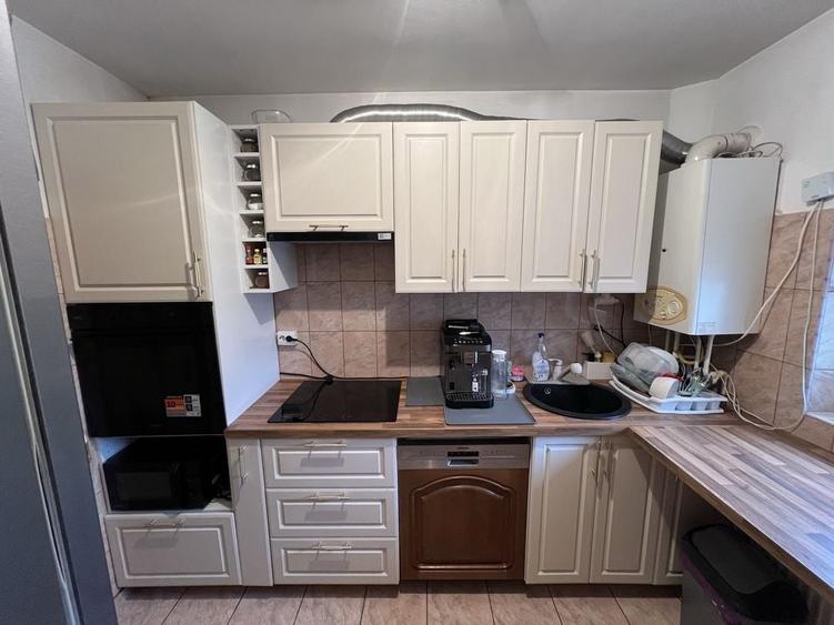 Apartament cu 2 camere în Lețcani