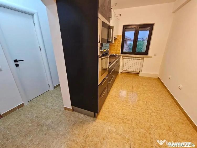 Apartament cu 4 camere decomandat în Domenii