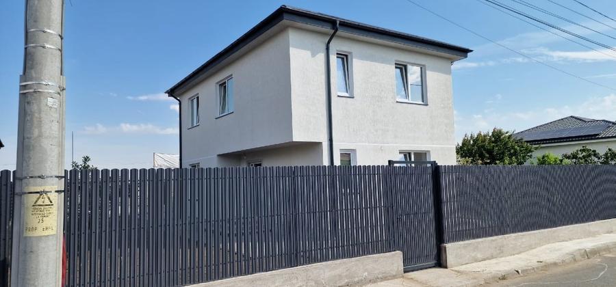 Casă individuală cu 4 camere cu Canalizare în Cumpăna