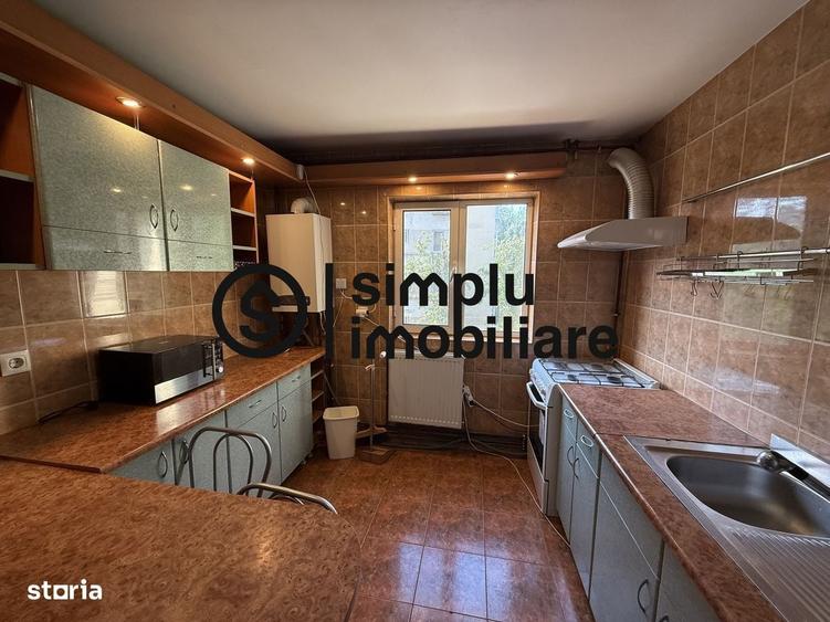 Apartament cu 3 camere semidecomandat în Brazda lui Novac