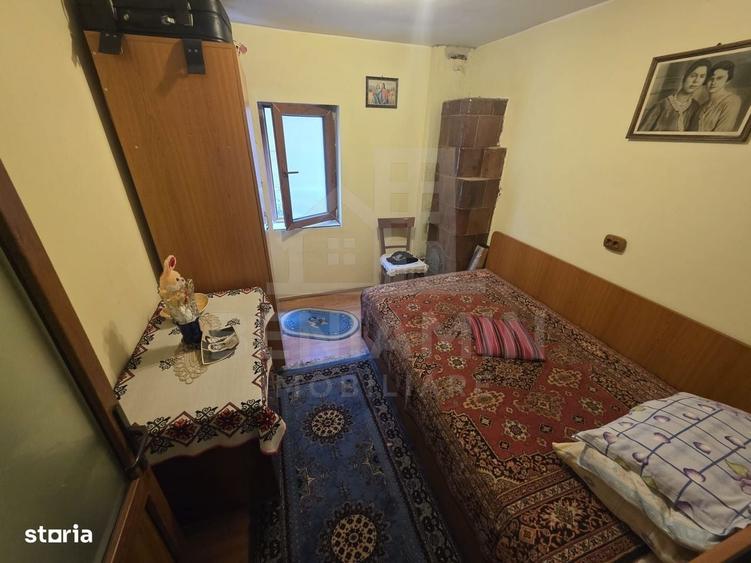 Casă cu 4 camere în Bordei