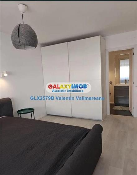 Casă cu 4 camere cu Teren 187 Mp în 1 Decembrie