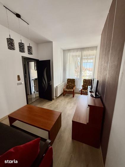 Apartament cu 4 camere în Turnișor