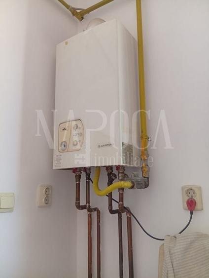 Apartament cu 2 camere semidecomandat, mobilat în Central