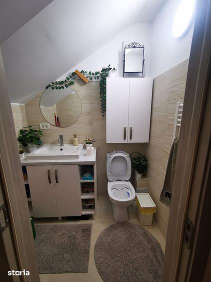 Casă cu 4 camere cu Teren 180 Mp în Central
