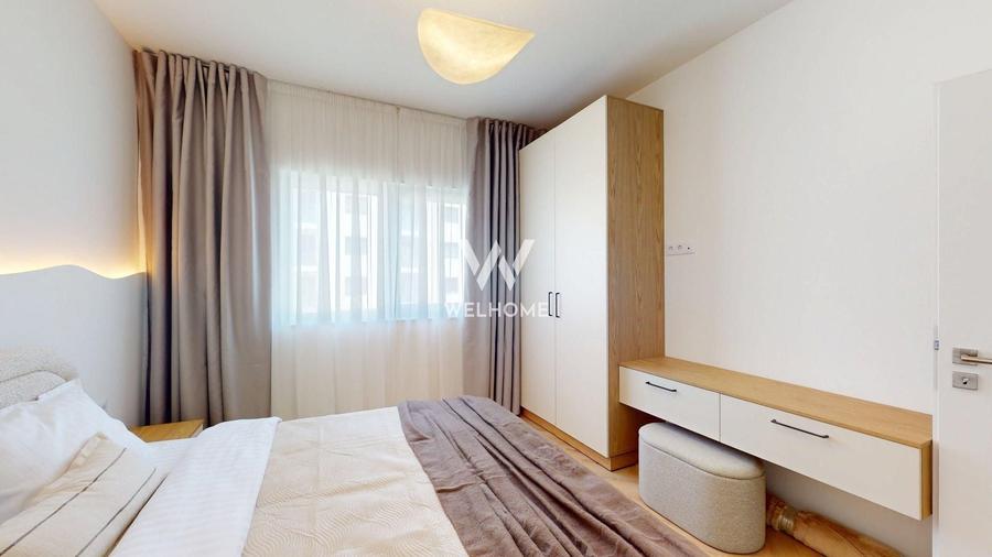 Penthouse cu 3 camere decomandat, mobilat în Exterior Vest
