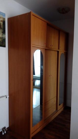 Apartament cu 2 camere decomandat, mobilat în Titan