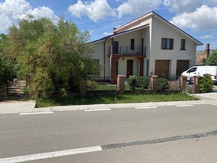 Casă cu 4 camere în Gârceiu