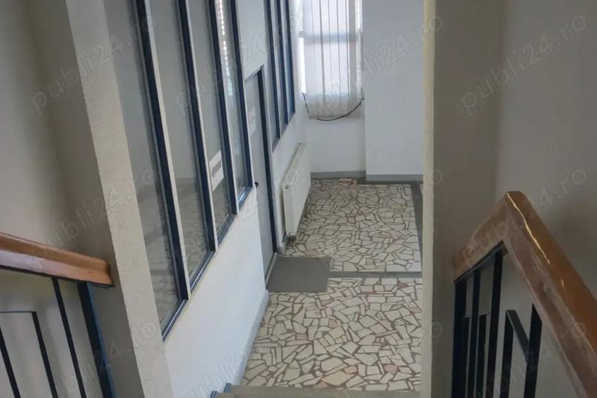 Spațiu comercial, de 3,780 mp, în Curtea de Argeș