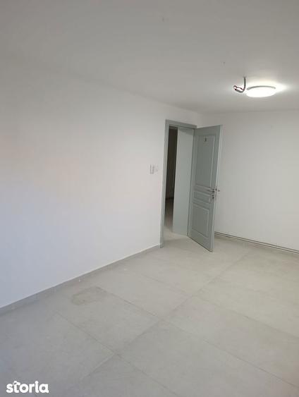 Spațiu comercial, de 22 mp, în Zorilor