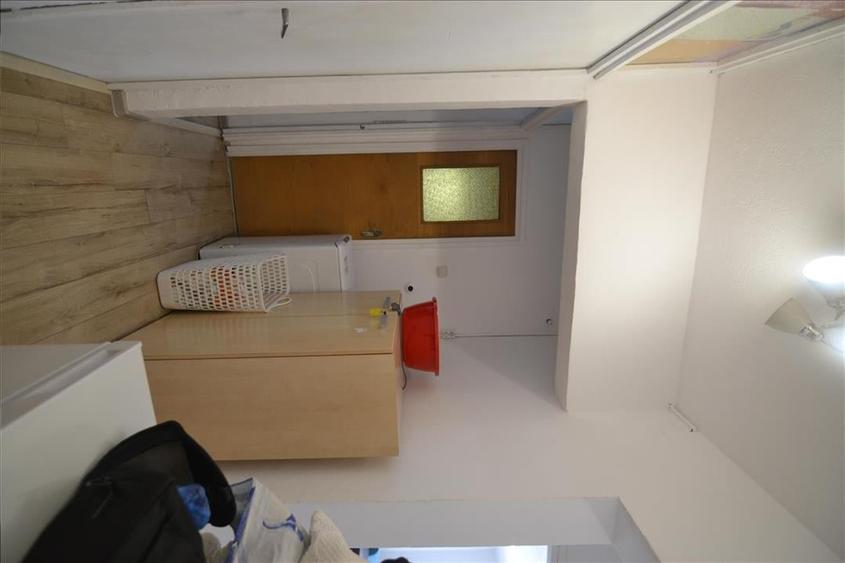 Apartament cu 3 camere decomandat în Vlahuță