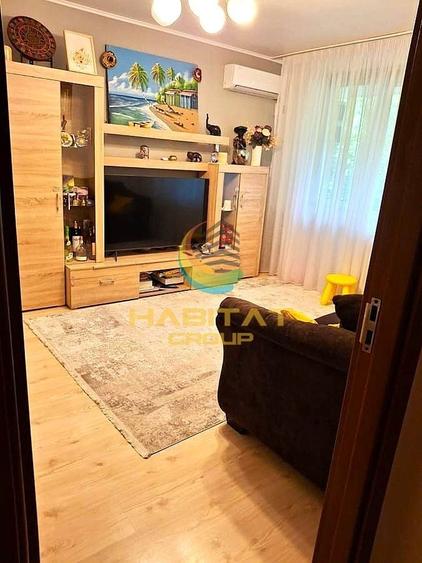 Apartament cu 2 camere semidecomandat, mobilat în Olteniței