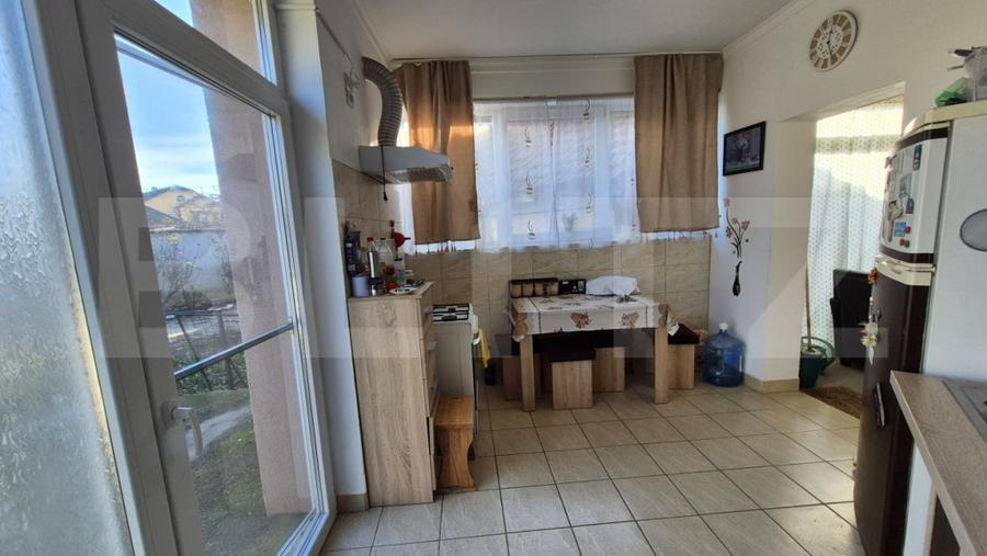 Casă cu 5 camere cu Teren 496 Mp în Cloșca