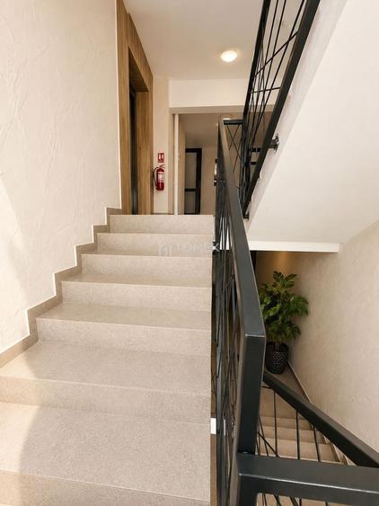 Apartament cu 2 camere nedecomandat, mobilat în Rulmentul