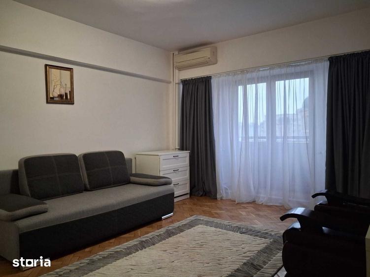 Garsonieră în Centrul Civic