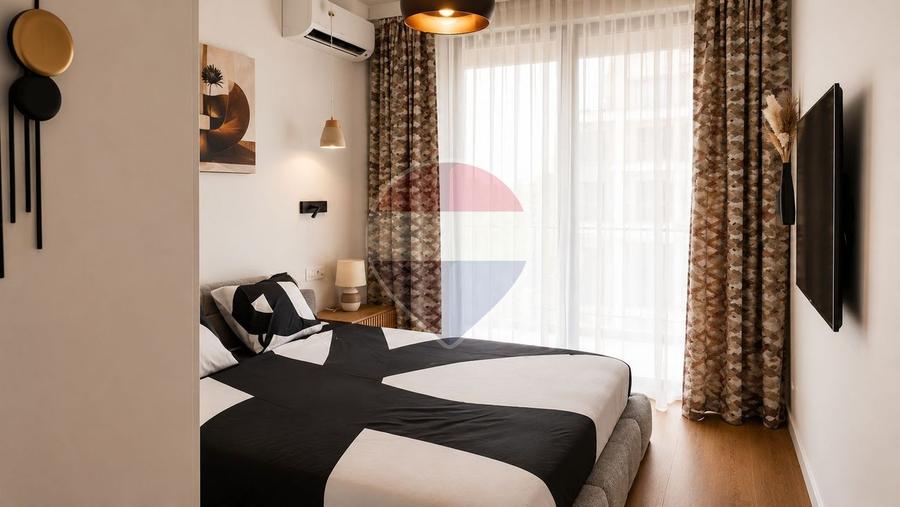 Apartament cu 3 camere decomandat, mobilat în Băneasa
