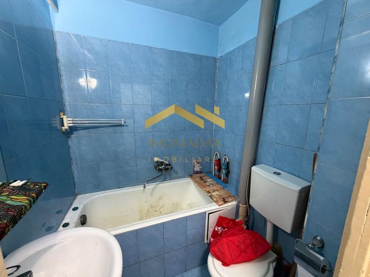 Apartament cu 2 camere semidecomandat în Șagului