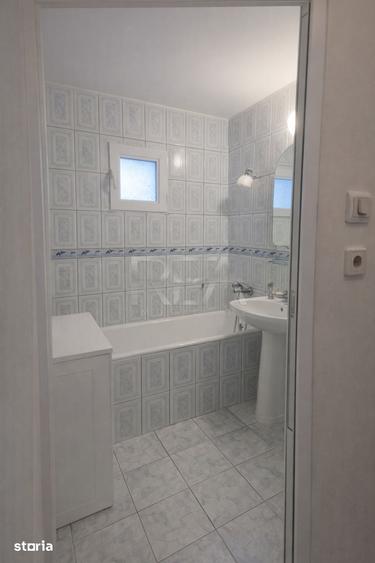 Apartament cu 3 camere semidecomandat în Pantelimon