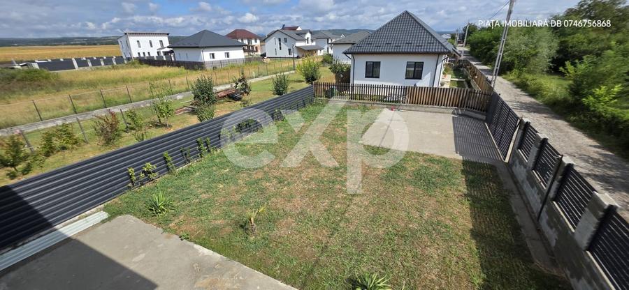 Casă individuală cu 5 camere cu Teren 500 Mp în Săcueni