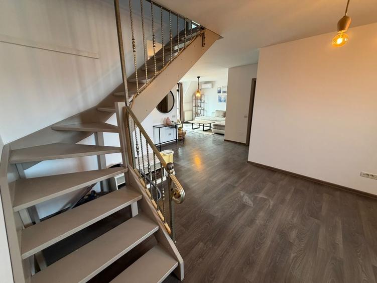 Apartament cu 4 camere decomandat, mobilat în Fundeni