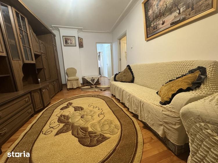 Apartament cu 2 camere semidecomandat în Tătărași