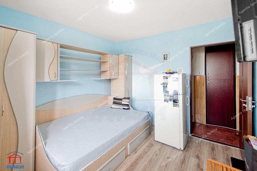 Apartament cu 2 camere decomandat, mobilat în Micro 19