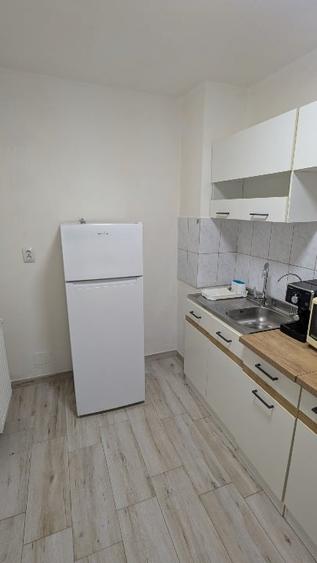 Apartament cu 2 camere semidecomandat, mobilat în Ultracentral