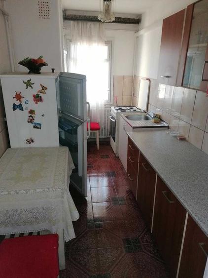 Apartament cu 2 camere decomandat în Gară