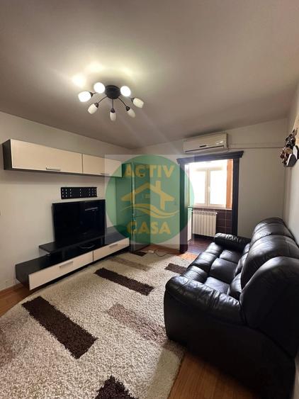 Apartament cu 2 camere decomandat în Est