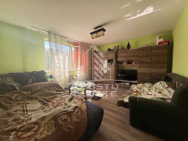 Apartament cu 2 camere decomandat în Circumvalațiunii