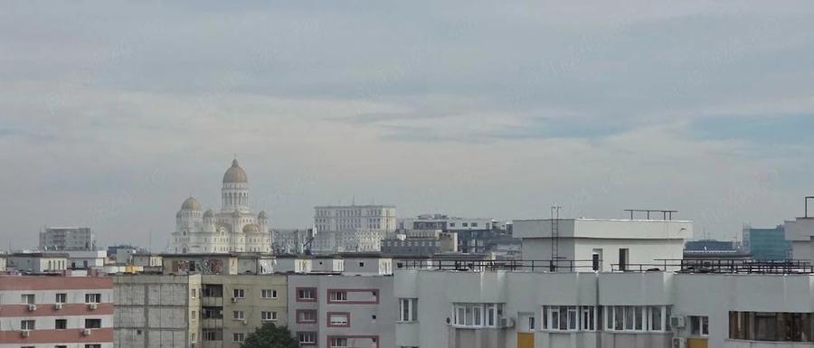 Apartament cu 4 camere semidecomandat, mobilat în Sebastian
