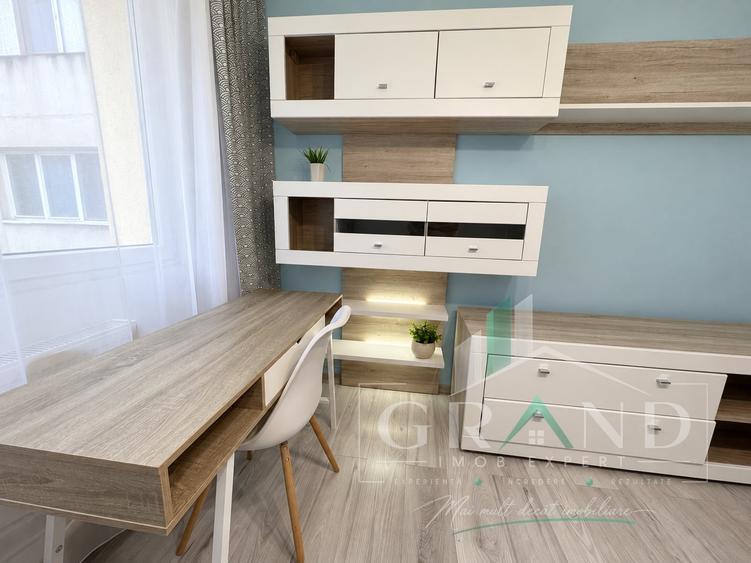 Apartament cu 2 camere decomandat, mobilat în Central