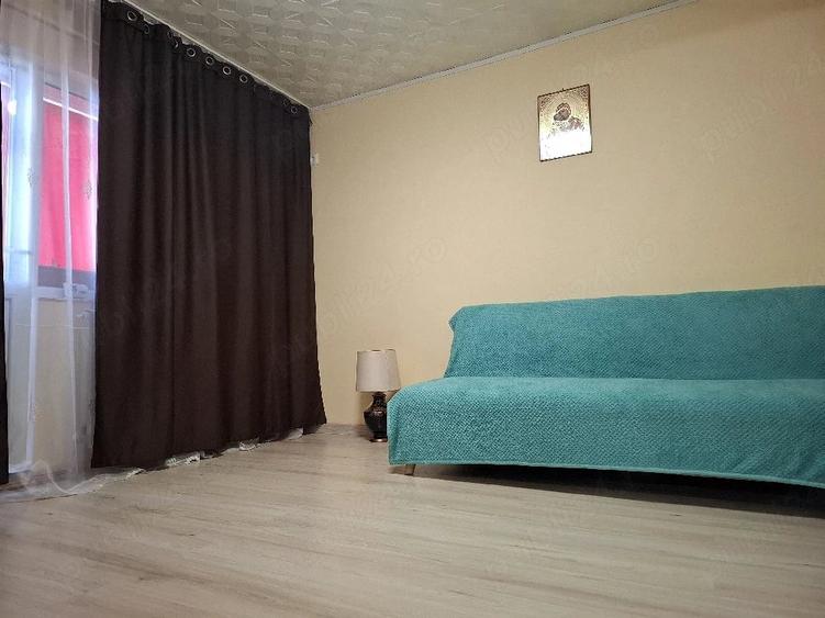 Garsonieră decomandată în Central