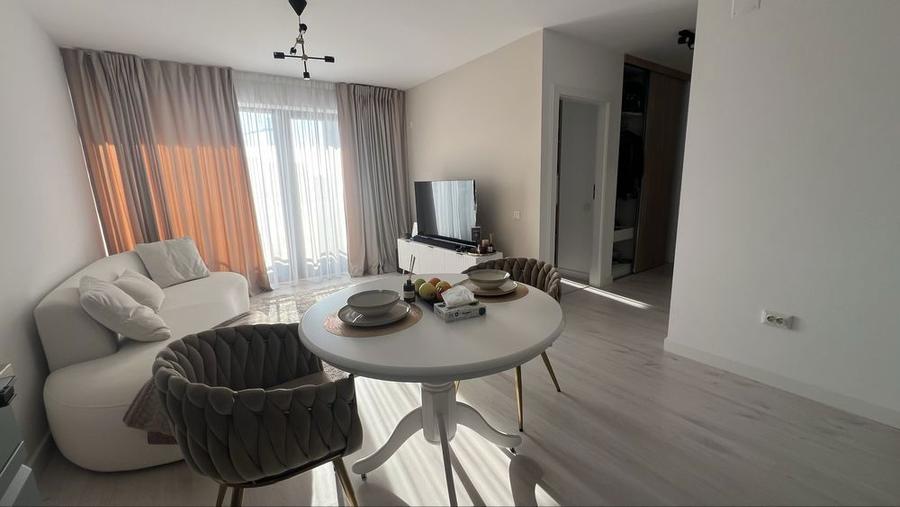Apartament cu 2 camere în Colanu