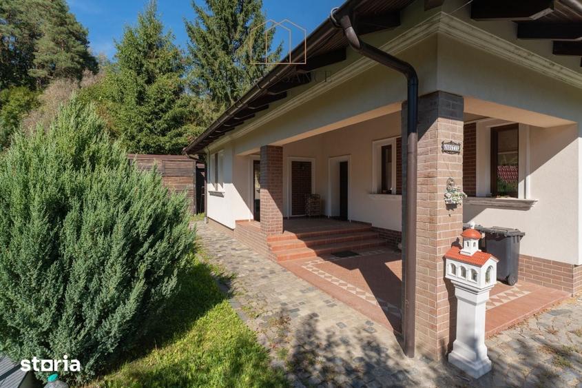 Casă cu 4 camere cu Teren 817 Mp în Zăvoi