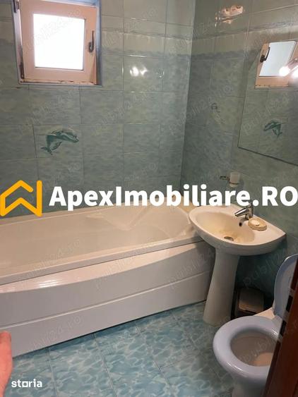 Apartament cu 5 camere decomandat în Central