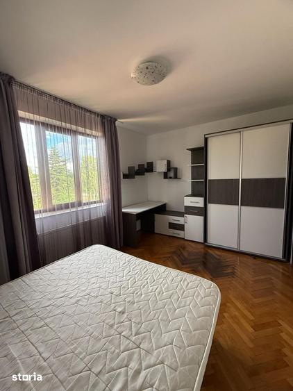 Apartament cu 3 camere decomandat în Grigorescu