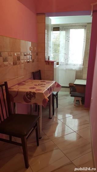 Garsonieră decomandată în Central