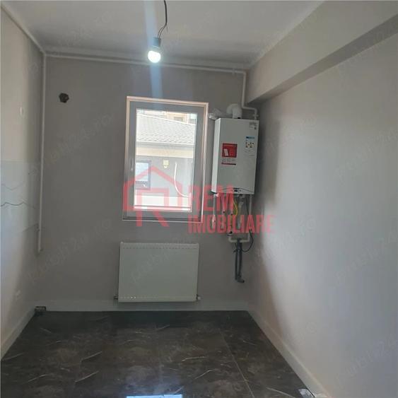 Apartament cu 2 camere decomandat în Fundeni