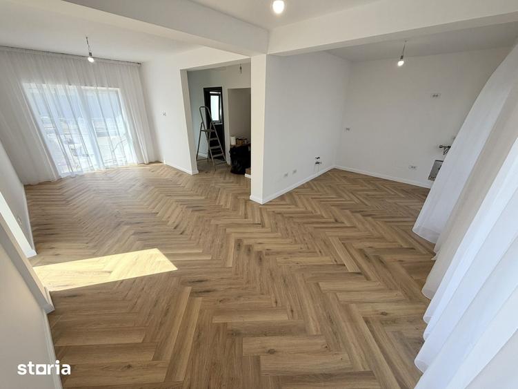 Casă cu 4 camere decomandat cu Teren 226 Mp în Bucium