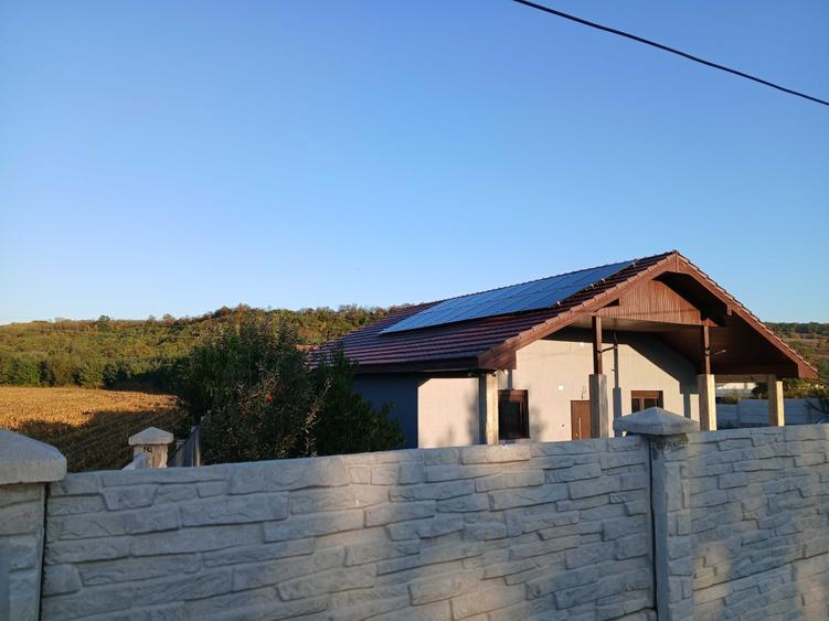 Casă cu 3 camere în Central