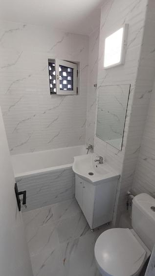 Apartament cu 2 camere semidecomandat în Calea București